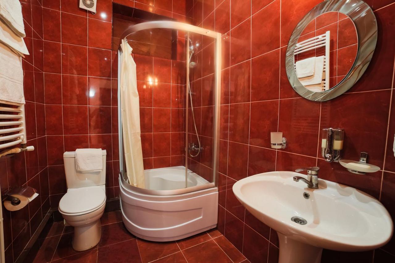 Neli & Zaal Guest House Telavi Ngoại thất bức ảnh